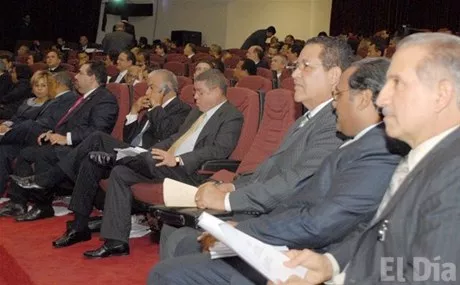 http://eldia.com.do/image/article/9/460×390/0/3E54DB9E-5997-427C-9F93-69B5F507D14A.jpeg