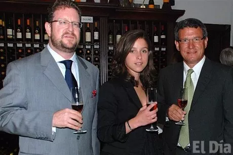 http://eldia.com.do/image/article/7/460×390/0/4C95A381-599E-4D46-8C19-665AD351C0AB.jpeg