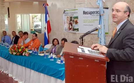 http://eldia.com.do/image/article/9/460×390/0/69084BC1-28D7-4BD4-9791-452040A3C47C.jpeg