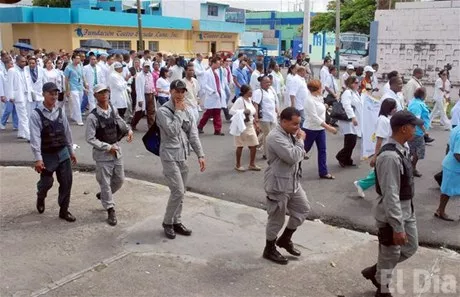 http://eldia.com.do/image/article/8/460×390/0/6CC0D66E-FC72-4245-B609-E2249D5D6201.jpeg