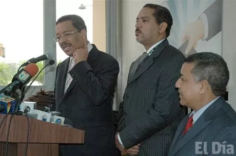 http://eldia.com.do/image/article/8/460×390/0/7BF7CF73-FD4B-44CF-BD95-ADAE07E9F01E.jpeg