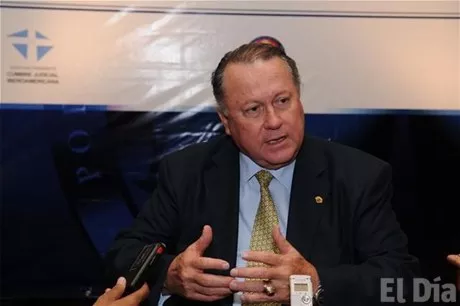 http://eldia.com.do/image/article/8/460×390/0/80DF2536-A2A1-41A6-8126-6195A8769738.jpeg