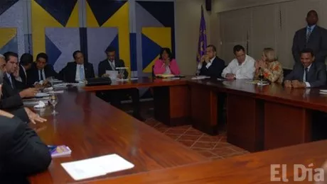 http://eldia.com.do/image/article/8/460×390/0/9A1D7C1D-92D2-469E-9738-E5DA821D8F56.jpeg