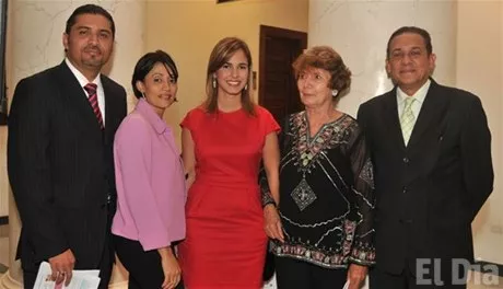 http://eldia.com.do/image/article/9/460×390/0/9DF1BBC6-50DC-41D8-8501-81E38A5231FE.jpeg