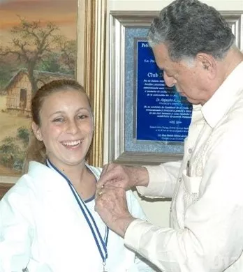 http://eldia.com.do/image/article/9/460×390/0/B1B53AB7-69F0-4F76-87B7-C5B1AFA5B64A.jpeg