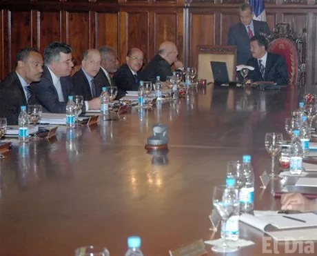 http://eldia.com.do/image/article/8/460×390/0/BBD782D5-47C6-4D0A-8F66-7E8517B8A245.jpeg