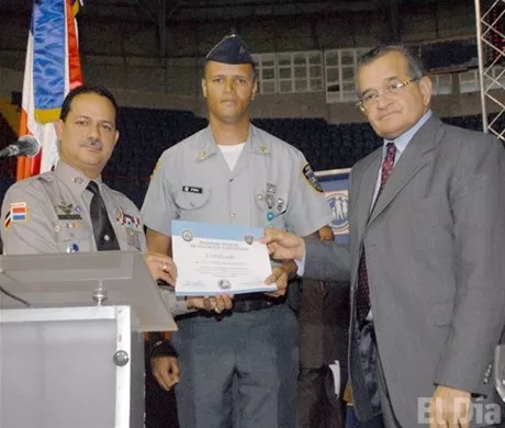 http://eldia.com.do/image/article/8/460×390/0/C9C4A27C-728A-49FB-836F-39CDCF6EA67D.jpeg