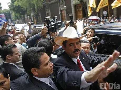 http://eldia.com.do/image/article/8/460×390/0/CA567880-BD04-439B-9E8E-D141455D5E43.jpeg