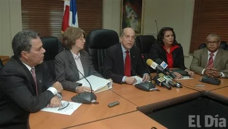 http://eldia.com.do/image/article/8/460×390/0/D67EBCA3-68B9-4893-8B59-631C6F9D1401.jpeg