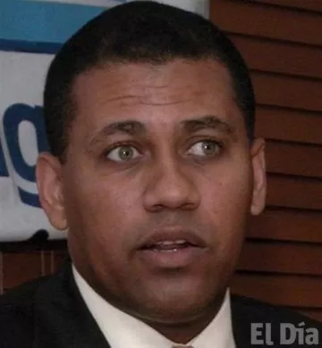 http://eldia.com.do/image/article/9/460×390/0/DE727728-411C-47AF-89F2-B4D76F192CD4.jpeg