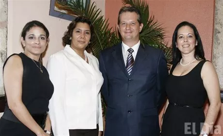 http://eldia.com.do/image/article/8/460×390/0/FDB9472D-B91D-4F31-8A87-ED886B9D1F00.jpeg