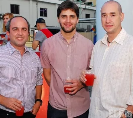 http://eldia.com.do/image/article/8/460×390/0/FF1FAA63-2F53-4407-82B6-5C9CB3F34817.jpeg