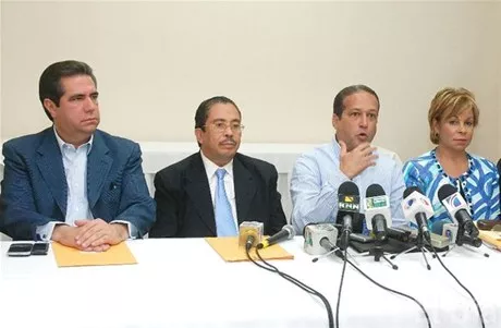 http://eldia.com.do/image/article/9/460×390/0/FFD20FC8-D717-4C02-BD65-97FDE6B6C195.jpeg