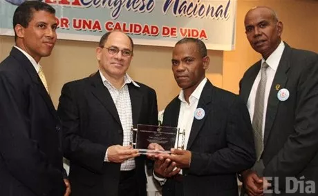 http://eldia.com.do/image/article/10/460×390/0/12B47AEC-ED66-4990-A916-1534A43A5623.jpeg