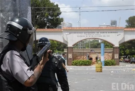 http://eldia.com.do/image/article/10/460×390/0/2D1FD8EA-0D76-477B-AEFD-7EE19BEF28C8.jpeg