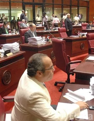 http://eldia.com.do/image/article/10/460×390/0/2EC61D64-9DF8-474D-938C-DEDA6BFE5444.jpeg