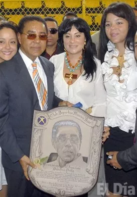 http://eldia.com.do/image/article/11/460×390/0/3E6538D1-563E-4339-9D53-FE38175C42C3.jpeg