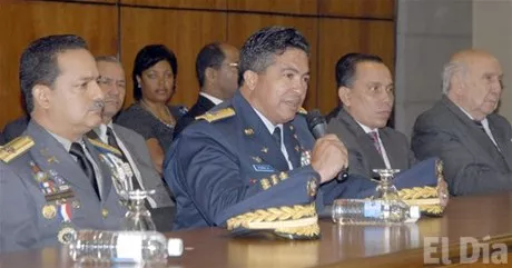 http://eldia.com.do/image/article/11/460×390/0/5A4A289B-D337-4910-B53D-F7D83CA4357B.jpeg