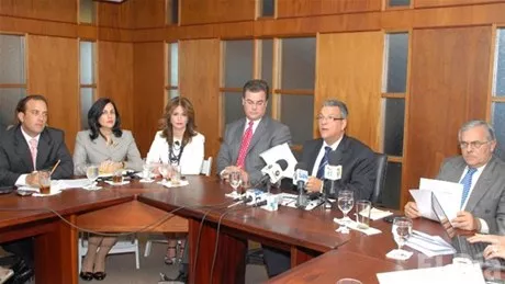 http://eldia.com.do/image/article/10/460×390/0/5CC5FBA4-77A0-4753-8506-4B776B432FF4.jpeg