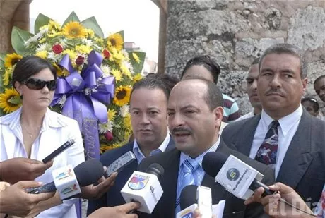 http://eldia.com.do/image/article/11/460×390/0/77605B3B-DDEB-4218-92AE-62EF9B552757.jpeg