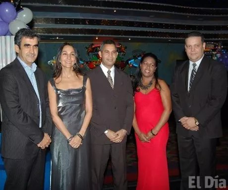 http://eldia.com.do/image/article/11/460×390/0/9AE7A68E-E78E-4190-86BD-CF67C0613C3A.jpeg