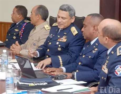 http://eldia.com.do/image/article/11/460×390/0/A89425C3-29F2-461C-A9BE-5AE5E06D2B27.jpeg