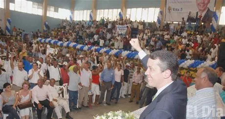 http://eldia.com.do/image/article/11/460×390/0/C8BD6A53-569A-4C63-A02B-2105FD70DE0D.jpeg