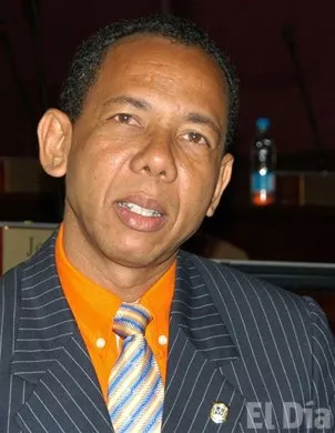 http://eldia.com.do/image/article/10/460×390/0/CB60F7F6-8092-4820-9467-E9DA4A052FC7.jpeg