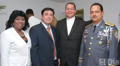 http://eldia.com.do/image/article/11/460×390/0/DA30756A-E897-42E7-B96A-63F3AD2C0716.jpeg