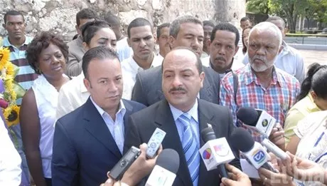 http://eldia.com.do/image/article/11/460×390/0/DD3097A1-B13C-48B4-B054-969D40A66BEB.jpeg