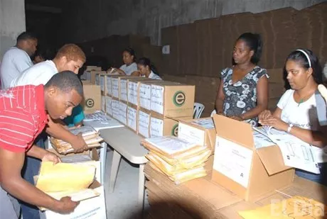 http://eldia.com.do/image/article/11/460×390/0/DD794FFC-4794-413A-83E5-9E85C3F5B286.jpeg
