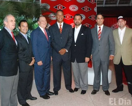 http://eldia.com.do/image/article/10/460×390/0/EBBFEE7E-9746-4F3B-8F37-42E3AC313841.jpeg