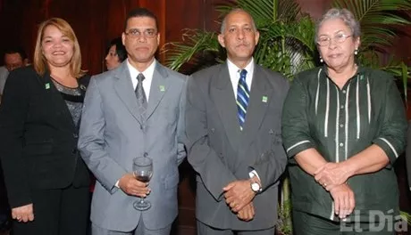 http://eldia.com.do/image/article/11/460×390/0/F0F94C33-8D80-4AAB-87D8-7F53551AE973.jpeg