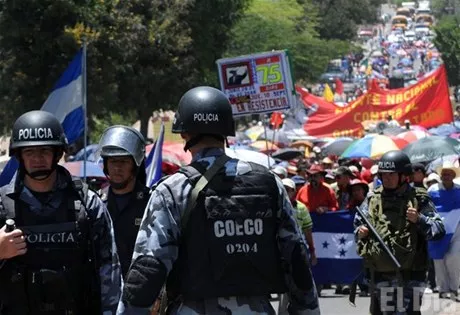http://eldia.com.do/image/article/10/460×390/0/FA8E52EB-977B-4DE1-92FC-7B2B67DB2B9F.jpeg