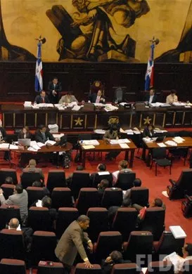 http://eldia.com.do/image/article/11/460×390/0/FA9B3C9D-E1D6-42D8-B1DB-AD8C81B03CDD.jpeg