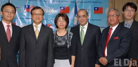 http://eldia.com.do/image/article/12/460×390/0/0D715547-84B8-4D32-9654-51BC2ECCE70E.jpeg