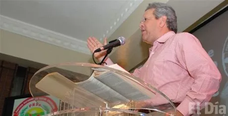 http://eldia.com.do/image/article/12/460×390/0/0ECFD282-A876-4C04-9FBB-E3F127CF838E.jpeg