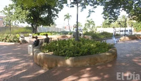 http://eldia.com.do/image/article/12/460×390/0/139599E4-7353-4607-95A7-7FA460F01464.jpeg