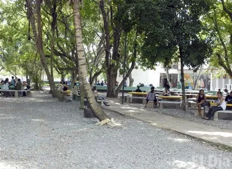 http://eldia.com.do/image/article/13/460×390/0/3C347162-0B30-4556-8862-F7E8A41089AB.jpeg