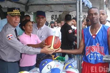 http://eldia.com.do/image/article/13/460×390/0/450ADEA9-E69D-4B0A-83F6-B38F331A569F.jpeg