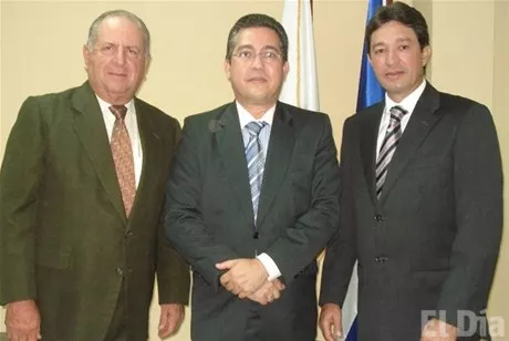 http://eldia.com.do/image/article/12/460×390/0/575F5BC9-12E7-44D5-B5BE-0B3C94B399F2.jpeg