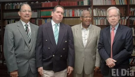 http://eldia.com.do/image/article/12/460×390/0/673EF3F4-1E49-4CFA-9AC0-81EDB5D0BE30.jpeg