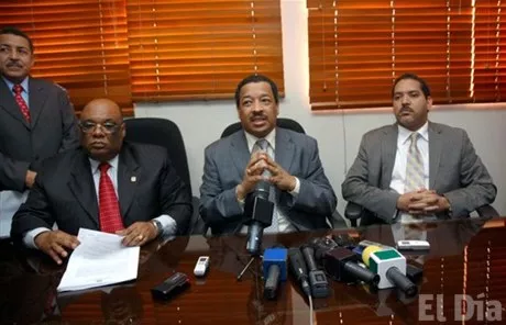 http://eldia.com.do/image/article/12/460×390/0/75DDDF87-27C0-4A9C-BD01-C27D24532B5F.jpeg