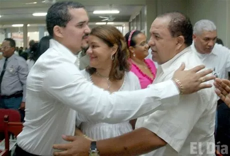 http://eldia.com.do/image/article/12/460×390/0/7EC5D85B-0A05-4691-9593-04B80EB85863.jpeg