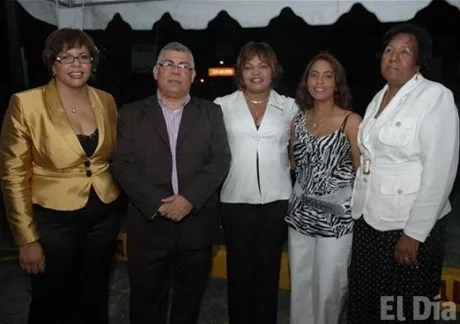 http://eldia.com.do/image/article/13/460×390/0/8CBE5402-AFC1-4BD2-92FD-6950CCDF3CC3.jpeg