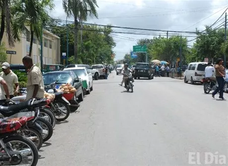 http://eldia.com.do/image/article/12/460×390/0/937C37C0-9821-4DF6-B364-8FE7F02C7B58.jpeg
