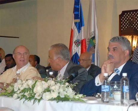 http://eldia.com.do/image/article/13/460×390/0/A963C748-0130-4A7D-BDB8-CEA5B6F28FB3.jpeg