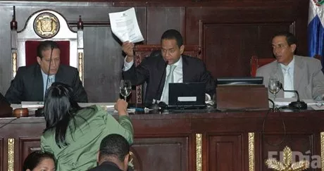 http://eldia.com.do/image/article/12/460×390/0/AB050D4D-B759-4FC6-B583-29D5E3FA2E8F.jpeg