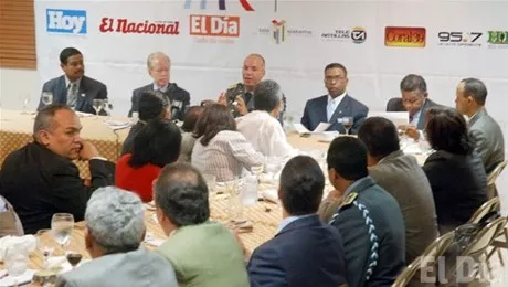 http://eldia.com.do/image/article/13/460×390/0/BA3820DF-8426-41DE-8967-028E64D219DB.jpeg