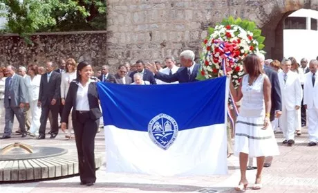 http://eldia.com.do/image/article/13/460×390/0/C6EAB689-18DB-4AC1-9D60-0B7A035DB788.jpeg